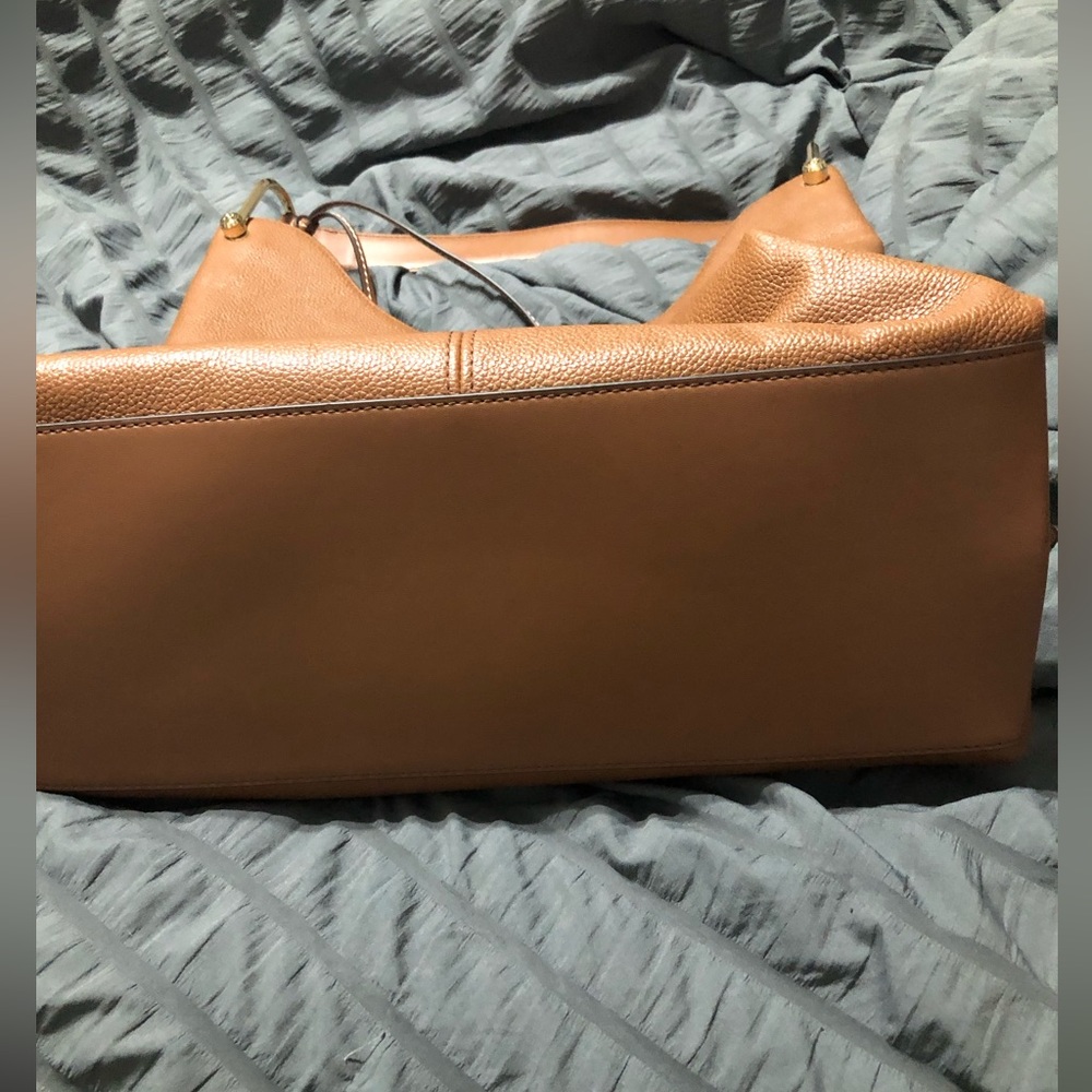 Michael Kors Joan - Picture 6 of 6